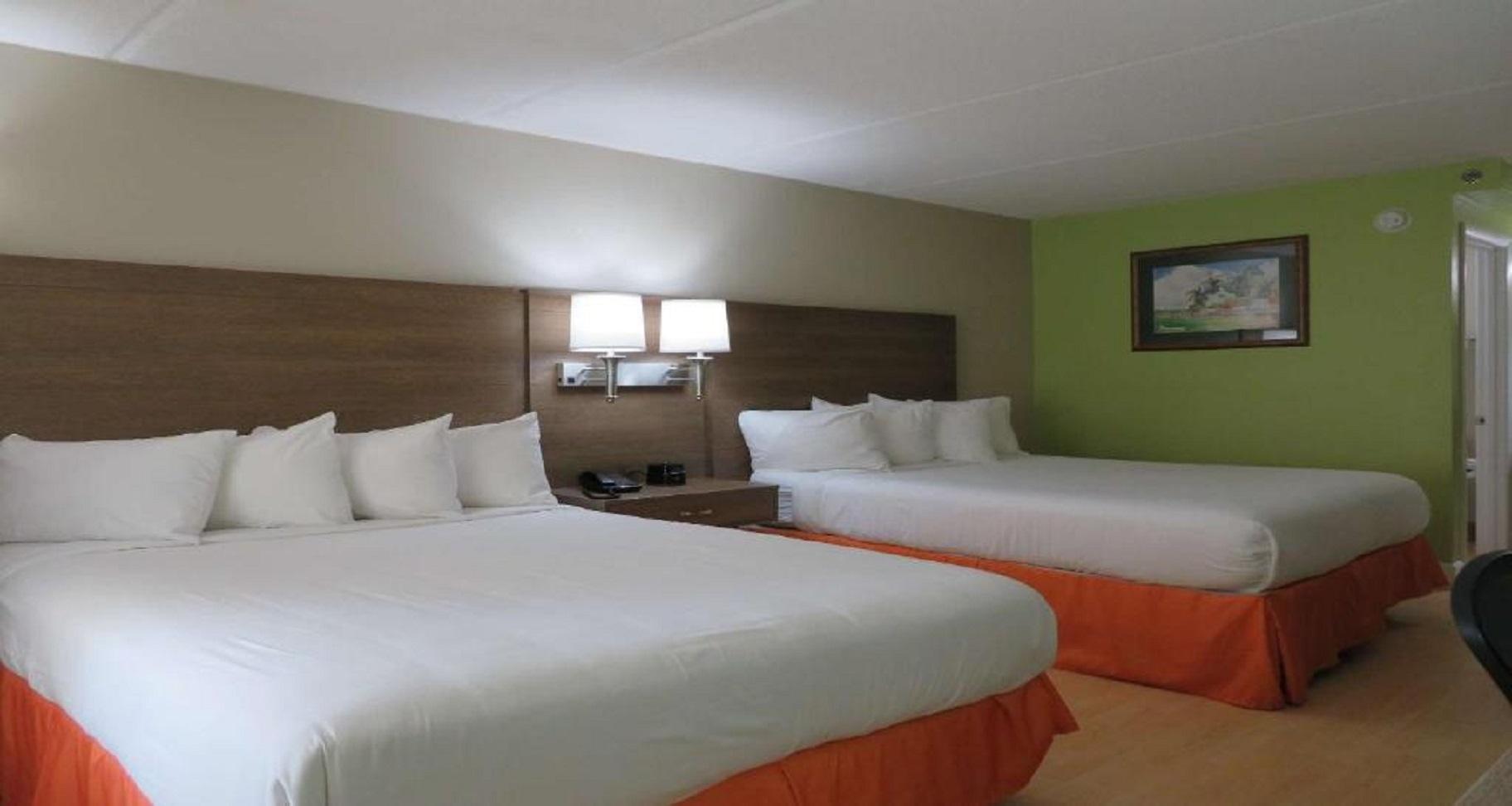 Surestay Plus Hotel By Best Western St Marys Cumberland Saint Marys Exterior photo