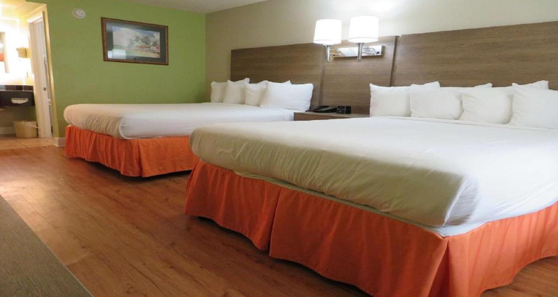 Surestay Plus Hotel By Best Western St Marys Cumberland Saint Marys Exterior photo