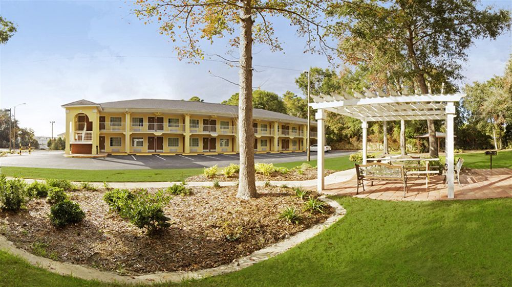 Surestay Plus Hotel By Best Western St Marys Cumberland Saint Marys Exterior photo